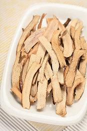 3DM速报：《GTA三部曲》销量近千万 玩家请愿《战地2042》退款